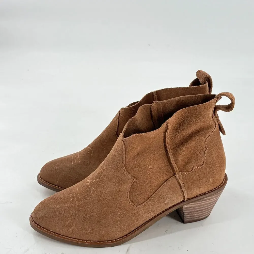 Kelsi Dagger Brooklyn Kamper Western Boots 8 NWOT Tan Heel Ankel Boho